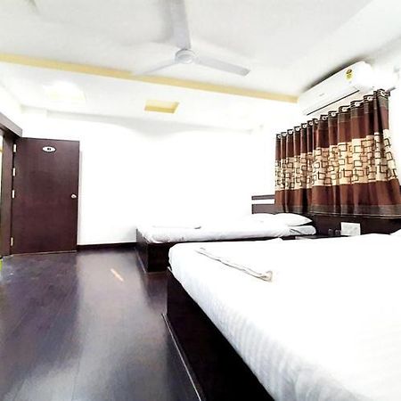 Hotel United House Shirdi Exterior foto